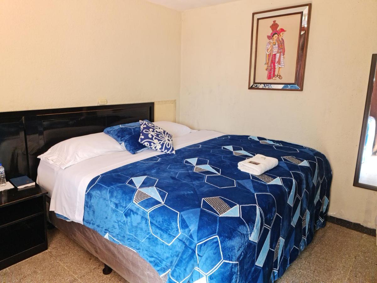 Hotel Kasa Kamelot Las Rosas Quetzaltenango Eksteriør billede